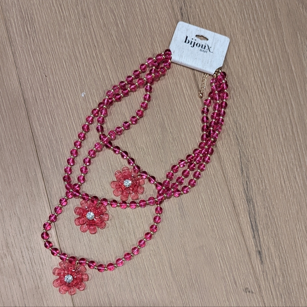 Bijoux pink floral beaded necklace